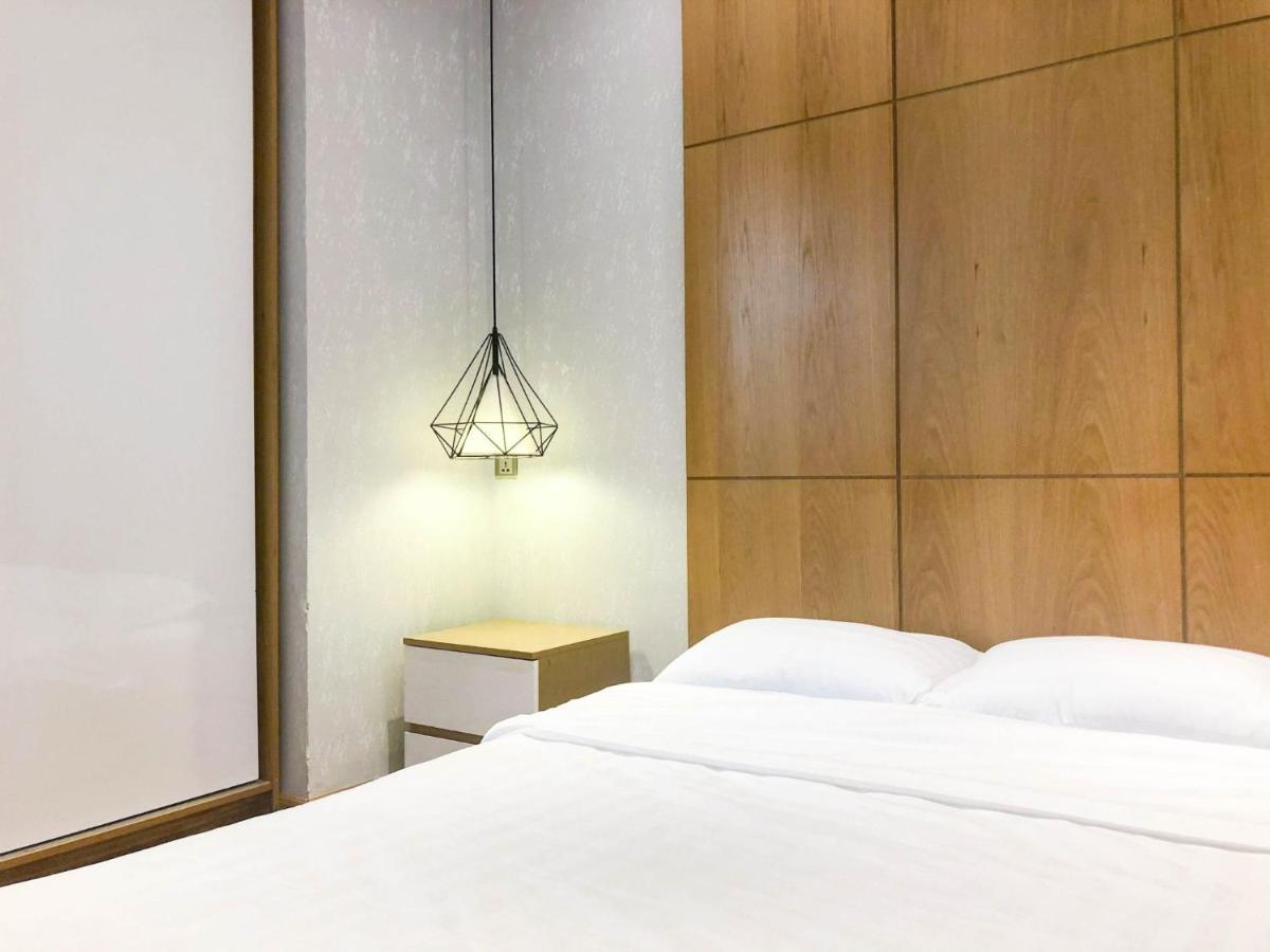 Full House Retreat - The Water Front Aparthotel Хошимин Екстериор снимка