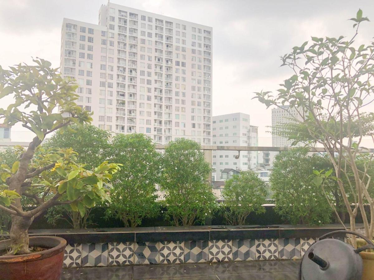 Full House Retreat - The Water Front Aparthotel Хошимин Екстериор снимка